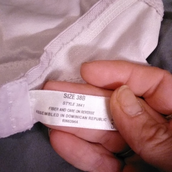 Cabernet bra sz 38B - Picture 3 of 4